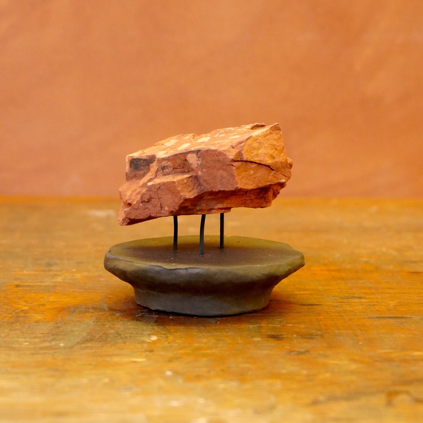 rock display set