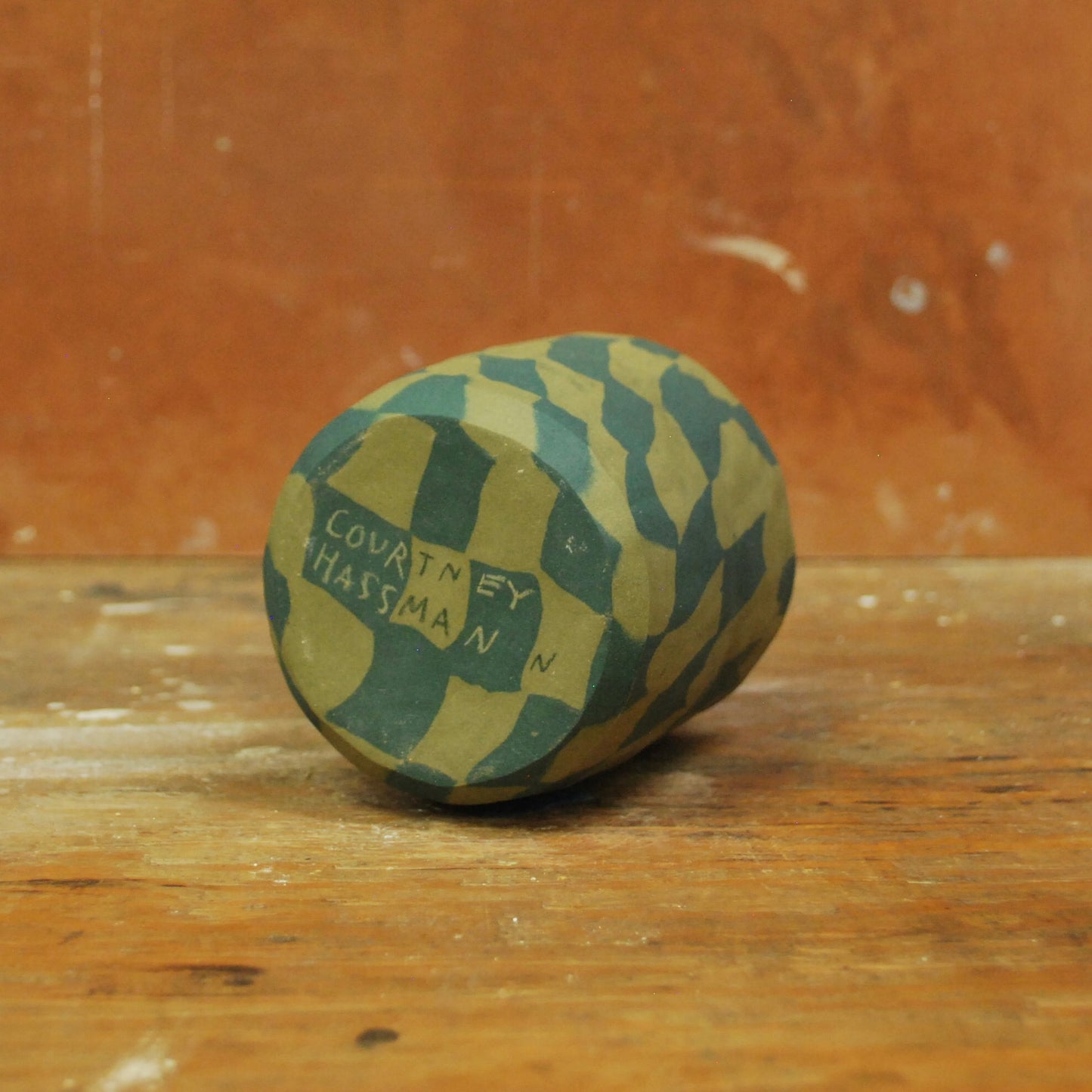 earthy checks cup