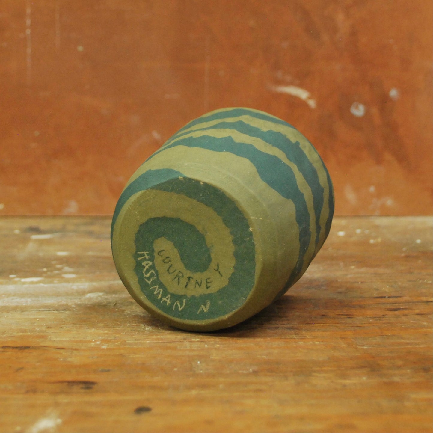 noisy cup