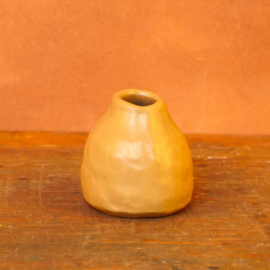 bud vase- khaki