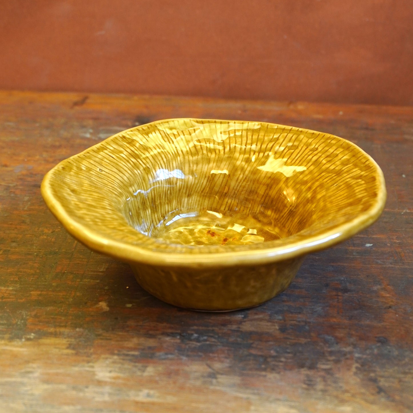 wide rim bowl