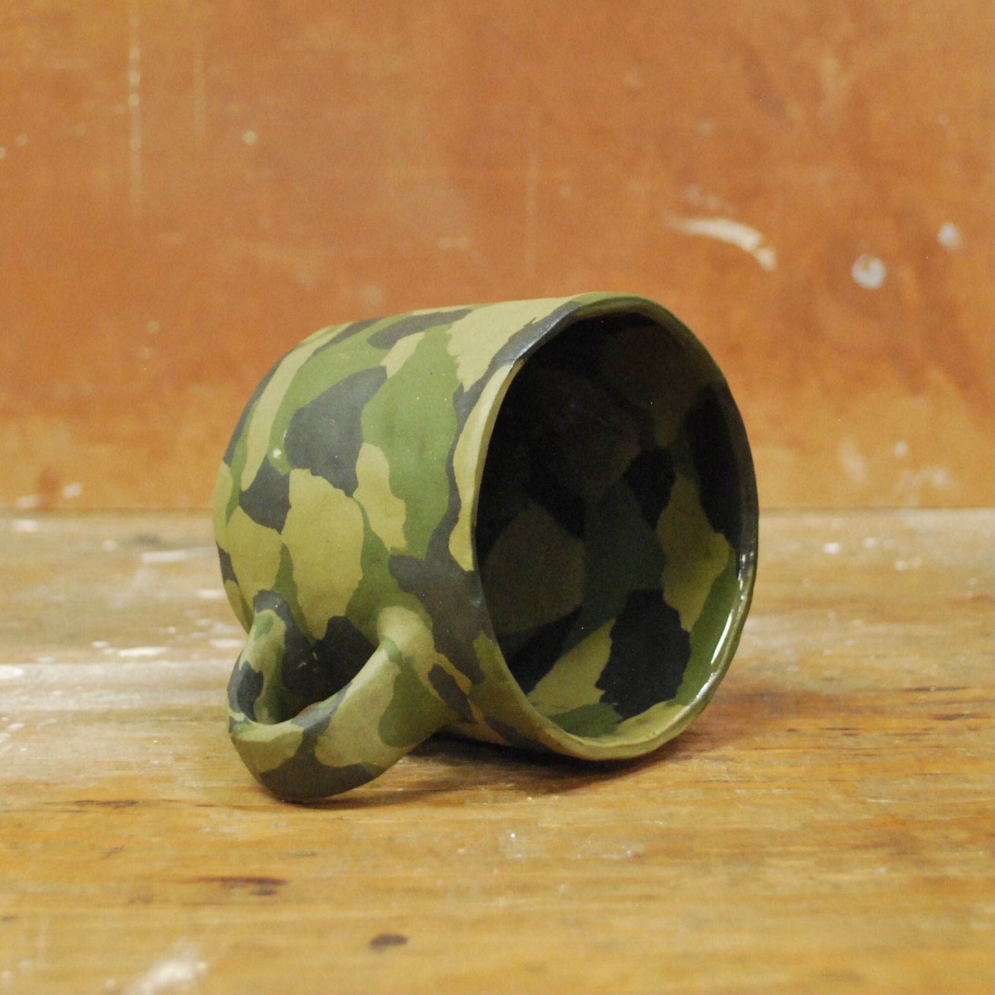 camo v2 -dark mode